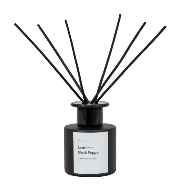 Leather & Black Pepper Reed Diffuser