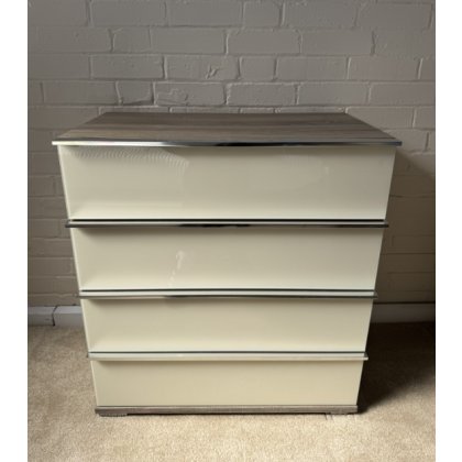 Wiemann Loft 4 Drawer Chest (WAS: £1,020 / NOW: £399)