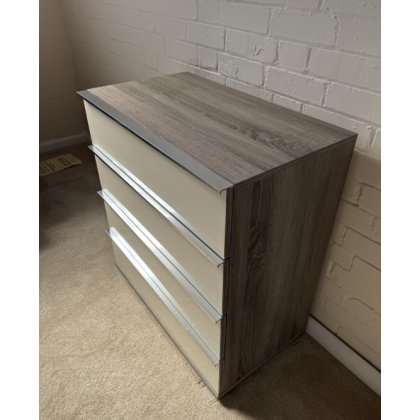 Wiemann Loft 4 Drawer Chest (WAS: £1,020 / NOW: £399)