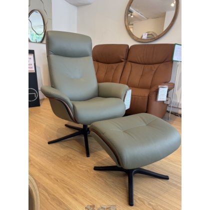 IMG Chair Space 4000 with footstall (WAS: £1,707 / NOW: £849)