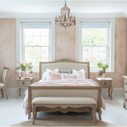 Willis & Gambier High End Bed