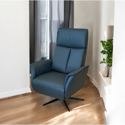 Hjort Knudsen 8022 Rise Recliner