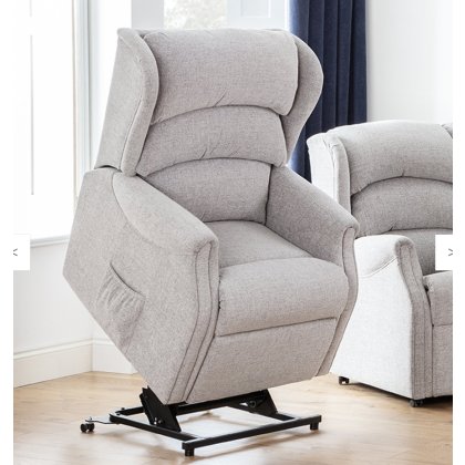 Celebrity Westbury Single Motor Rise Recliner