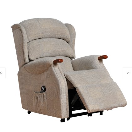 Celebrity Westbury Manual Recliner