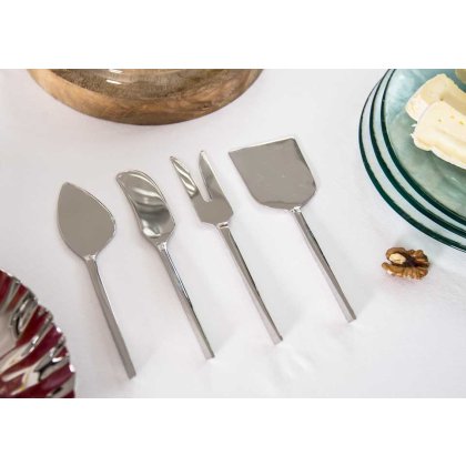 Set of 4 Cheese Knives Set of 4 Cheese Knives