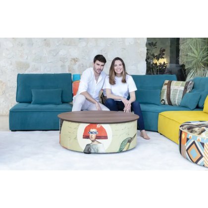 Fama Arianne Love Sole Coffee Table Fama Arianne Love Sole Coffee Table