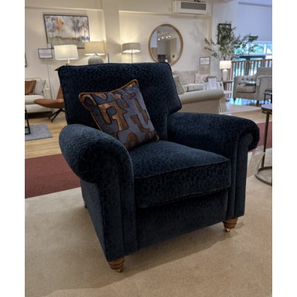 Duresta Beaminster Chair (WAS: £2,583 / NOW: £1,070)