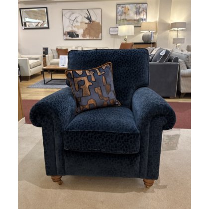 Duresta Beaminster Chair (WAS: £2,583 / NOW: £1,070) Duresta Beaminster Chair (WAS: £2,583 / NOW: £1,070)