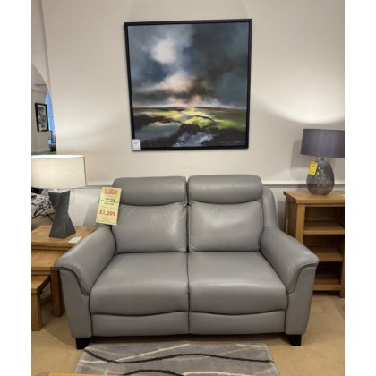 Parker Knoll Manhattan Leather 2 Seater Sofa (WAS: £3,133 / NOW: £1,299) Parker Knoll Manhattan Leather 2 Seater Sofa (WAS: £3,133 / NOW: £1,299)