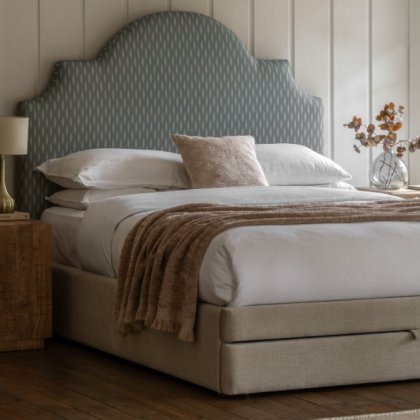 Milton Double Size Bedstead with Drawer (WAS: £1,080 / NOW: £669) Milton Double Size Bedstead with Drawer (WAS: £1,080 / NOW: £669)