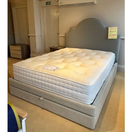 Wilton 5ft (King Size) Bedframe & Venus 1,500 Spring Mattress (Was: £1,849 / Now: £1,099) Wilton 5ft (King Size) Bedframe & Venus 1,500 Spring Mattress (Was: £1,849 / Now: £1,099)