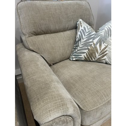 New Jersey Chair (Was: £1,043 / Now: £399)