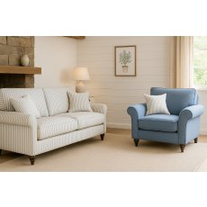 Bradbery & Cooke Love Seat Bradbery & Cooke Love Seat