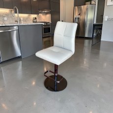 Hjort Knudsen Logan 9056 Bar Chair