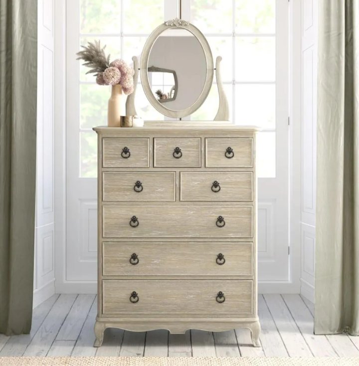 Willis & Gambier 8 Drawer Chest Willis & Gambier 8 Drawer Chest