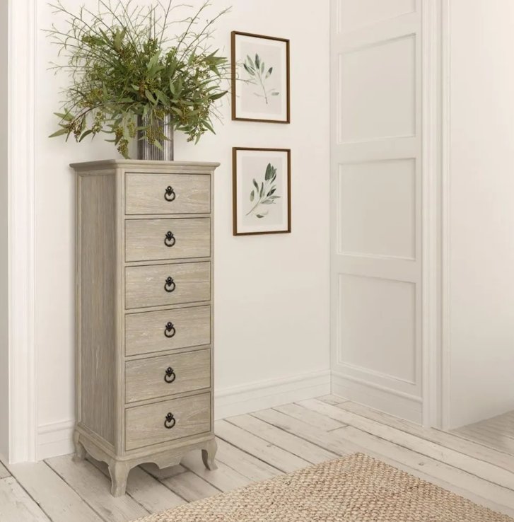 Willis & Gambier Tallboy Willis & Gambier Tallboy