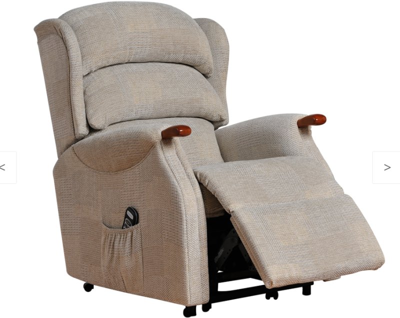 Celebrity Westbury Manual Recliner Celebrity Westbury Manual Recliner