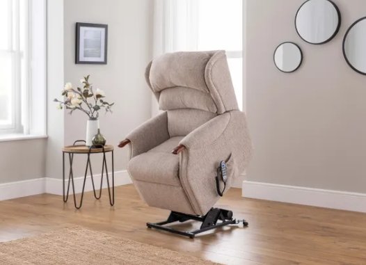 Celebrity Westbury Dual Motor Rise Recliner Celebrity Westbury Dual Motor Rise Recliner