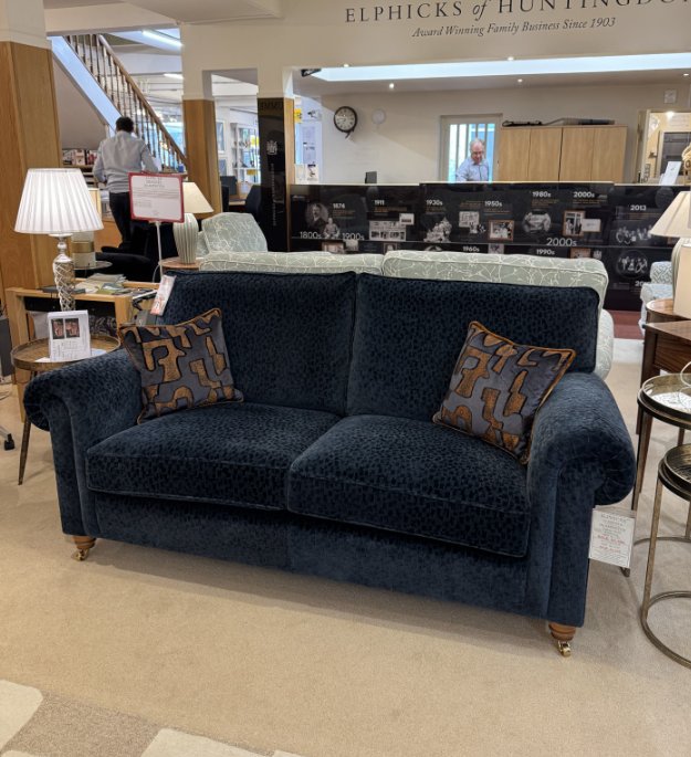 Duresta Beaminster Large Sofa (WAS: £4,707 / NOW: £1,999) Duresta Beaminster Large Sofa (WAS: £4,707 / NOW: £1,999)