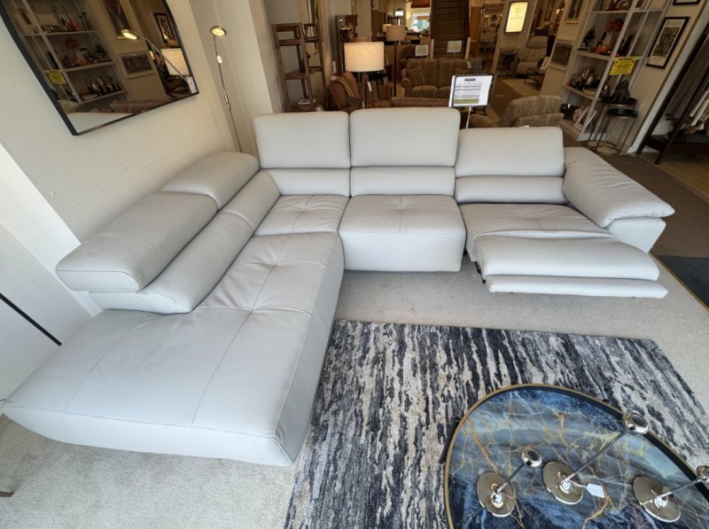 Bloom Corner Sofa with recliner & adjustable headrest (WAS: £6,555 / NOW: £2,499) Bloom Corner Sofa with recliner & adjustable headrest (WAS: £6,555 / NOW: £2,499)