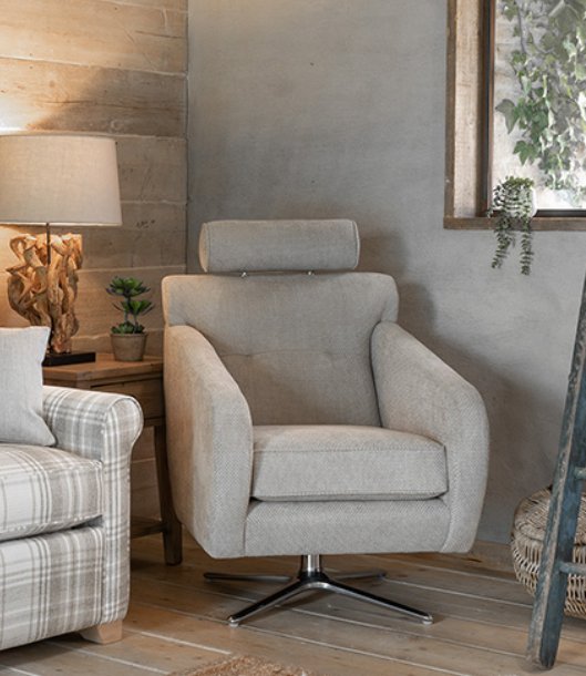 Polly Swivel Chair Polly Swivel Chair