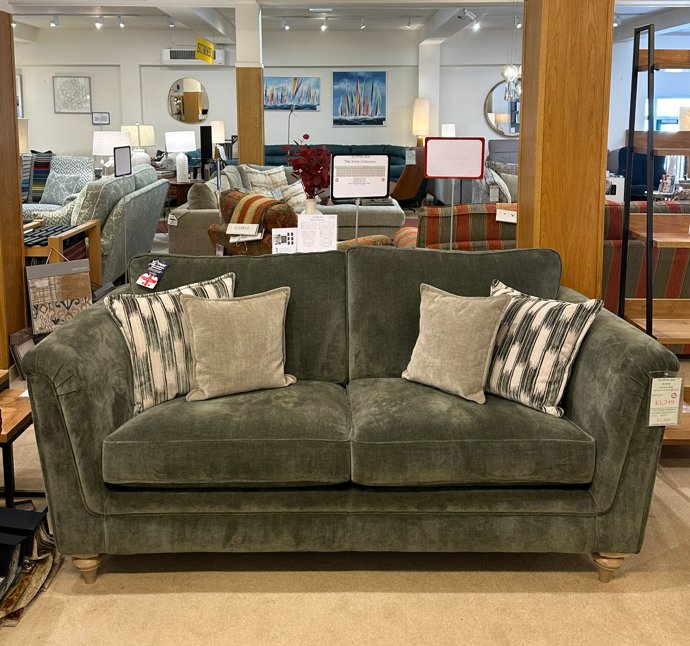 Avery 3 Seater Sofa £999 Avery 3 Seater Sofa £999