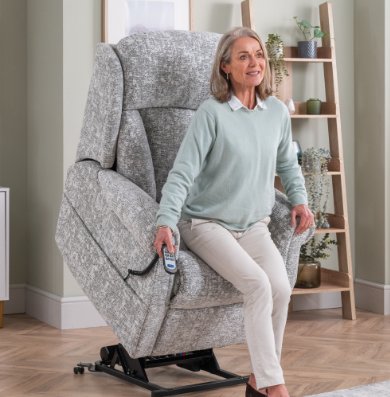 Celebrity Ashfield Dual Motor Rise Recliner Celebrity Ashfield Dual Motor Rise Recliner